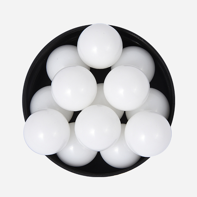 Plastic balls